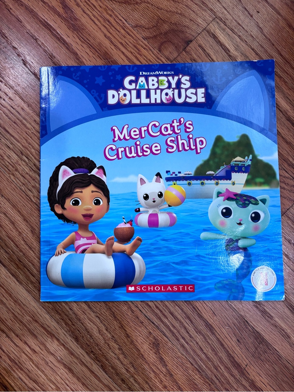 DreamWorks Gabby's Dollhouse MerCat's Cruise Ship - Blue, White, Pink